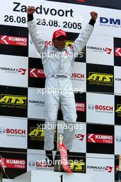 28.08.2005 Zandvoort, The Netherlands,  Podium, Lewis Hamilton (GBR), ASM Formule 3, Dallara F305 Mercedes (1st), secured the 2005 championship by winning the race - F3 Euro Series 2005 at Circuit Park Zandvoort