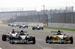 16.12.2005 Sakhir, Bahrain, Formula BMW World Final 2005, 13th to 16th December, Bahrain International Circuit, Nathan Antunes, AUS, Motaworld Racing, Philip Glew, GBR, Promatecme/Soper Sport, Matthew Harris, GBR, Team SWR - Pre final  - For further information please register at www.press.bmw.de - This image is free for editorial use only. Please use for Copyright/Credit: c BMW AG
