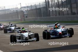 15.12.2005 Sakhir, Bahrain, Formula BMW World Final 2005, 13th to 16th December, Bahrain International Circuit, Oliver Turvey, GBR, Team SWR and Harald Schlegelmilch, LVA, 4speedmedia GmbH - Heat 5 - For further information please register at www.press.bmw.de - This image is free for editorial use only. Please use for Copyright/Credit: c BMW AG
