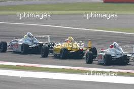 15.12.2005 Sakhir, Bahrain, Formula BMW World Final 2005, 13th to 16th December, Bahrain International Circuit, Jack Goldstraw, GBR, Team SWR with Jordan Wise, GBR, Motaworld Racing and Matthew Harris, GBR, Team SWR Heat 3 - For further information please register at www.press.bmw.de - This image is free for editorial use only. Please use for Copyright/Credit: c BMW AG