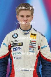 13.12.2005 Sakhir, Bahrain, Formula BMW World Final 2005, 13th to 16th December, Bahrain International Circuit, Portrait - Nicolas Huelkenberg, GER, Josef Kaufmann Racing - For further information please register at www.press.bmw.de - This image is free for editorial use only. Please use for Copyright/Credit: c BMW AG