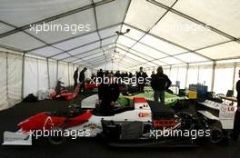 26.10.2005 Silverstone, England,  All the cars are prepared - October, GP Masters testing, Silverstone, Great Britain