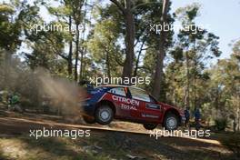 11-13.11.2005 Australia, 01, CITROEN - TOTAL, LOEB Sébastien (FRA), ELENA Daniel (MCO), Citroen Xsara WRC - WORLD RALLY CHAMPIONSHIP, Rd.16, Rally Australia - WWW.XPB.CC, EMAIL: INFO@XPB.CC - COPY OF PUBLICATION REQUIRED FOR PRINTED PICTURES. EVERY USED PICTURE IS FEE-LIABLE. c COPYRIGHT: PHOTO4 / XPB.CC - LEGAL NOTICE: PRINT (NEWSPAPERS, MAGAZINES) USAGE OF THE IMAGE IS JUST FOR GERMANY! PRINT-BILDNUTZUNG NUR IN DEUTSCHLAND!