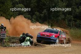 11-13.11.2005 Australia, 01, CITROEN - TOTAL, LOEB Sébastien (FRA), ELENA Daniel (MCO), Citroen Xsara WRC - WORLD RALLY CHAMPIONSHIP, Rd.16, Rally Australia - WWW.XPB.CC, EMAIL: INFO@XPB.CC - COPY OF PUBLICATION REQUIRED FOR PRINTED PICTURES. EVERY USED PICTURE IS FEE-LIABLE. c COPYRIGHT: PHOTO4 / XPB.CC - LEGAL NOTICE: PRINT (NEWSPAPERS, MAGAZINES) USAGE OF THE IMAGE IS JUST FOR GERMANY! PRINT-BILDNUTZUNG NUR IN DEUTSCHLAND!