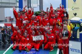 5-8.8.2005 Finland, Winner of the Rally, 07, MARLBORO PEUGEOT TOTAL, GRONHOLM Marcus (FIN), RAUTIAINEN Timo (FIN), Peugeot 307 WRC with the team - World Rally Championship, August, Rd.10