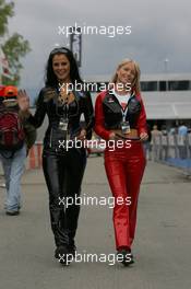 5-8.8.2005 Finland, Girls at the rally - World Rally Championship, August, Rd.10