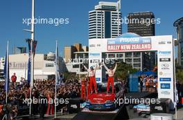 8-10.04.2005 New Zealand,  01, SÉBASTIEN LOEB, FRA, DANIEL ELENA, CITROEN TOTAL, Citroen Xsara WRC winners of the rally