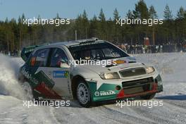 12.02.2005 Karlstad, Sweden, 16, JANI PAASONEN (FIN), JANI VAINIKKA (FIN), SKODA MOTORSPORT, Skoda Fabia WRC  - Uddeholm Swedish Rally, Rd2 - (SWE - 11-13 February) - 2005 FIA World Rally Championship