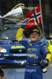 13.02.2005 Karlstad, Sweden, Winner of this Rally - 05, SUBARU WORLD RALLY TEAM, SOLBERG Petter (NOR), MILLS Philip (GBR), Subaru Impreza WRC 2004  - Uddeholm Swedish Rally, Rd2 - (SWE - 11-13 February) - 2005 FIA World Rally Championship