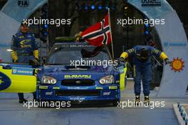 13.02.2005 Karlstad, Sweden, Winner of this Rally - 05, SUBARU WORLD RALLY TEAM, SOLBERG Petter (NOR), MILLS Philip (GBR), Subaru Impreza WRC 2004  - Uddeholm Swedish Rally, Rd2 - (SWE - 11-13 February) - 2005 FIA World Rally Championship