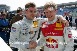 08.04.2006 Hockenheim, Germany,  Mattias Ekström (SWE), Audi Sport Team Abt Sportsline, Portrait, congratulates Jamie Green (GBR), AMG-Mercedes, Portrait, with his pole position - DTM 2006 at Hockenheimring (Deutsche Tourenwagen Masters)