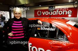 09.04.2006 Hockenheim, Germany,  German popular singer Jeanette visiting the pitbox of Bernd Schneider (GER), AMG-Mercedes, AMG-Mercedes C-Klasse at the Hockenheimring racetrack - DTM 2006 at Hockenheimring (Deutsche Tourenwagen Masters)