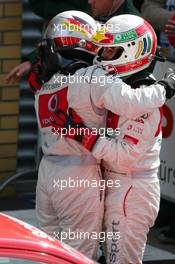 30.04.2006 Klettwitz, Germany,  Race winner Bernd Schneider (GER), AMG-Mercedes (1st, left) and Tom Kristensen (DNK), Audi Sport Team Abt Sportsline (2nd, right) - DTM 2006 at Eurospeedway Lausitzring (Deutsche Tourenwagen Masters)