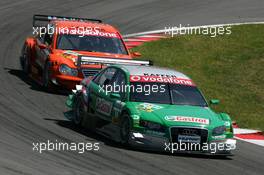 02.07.2006 Fawkham, England,  Pierre Kaffer (GER), Audi Sport Team Phoenix, Audi A4 DTM, leads Daniel La Rosa (GER), Mücke Motorsport, AMG-Mercedes C-Klasse - DTM 2006 at Brands Hatch, England (Deutsche Tourenwagen Masters)