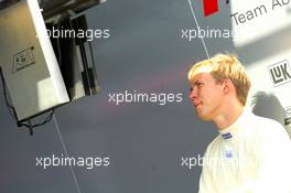21.07.2006 Nurnberg, Germany,  Mattias Ekström (SWE), Audi Sport Team Abt Sportsline, Portrait, watching the timing monitors - DTM 2006 at Norisring (Deutsche Tourenwagen Masters)