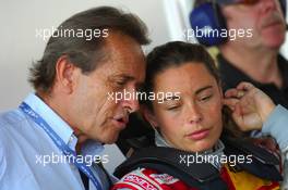 21.07.2006 Nurnberg, Germany,  Vanina Ickx (BEL), Team Midland, Portrait, with her father Jackie Ickx (BEL) - DTM 2006 at Norisring (Deutsche Tourenwagen Masters)