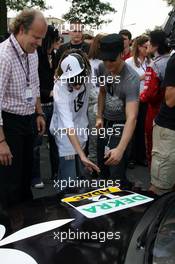 22.07.2006 Nurnberg, Germany,  Guests at the taxi drives, the music group "Tokio Hotel" - DTM 2006 at Norisring (Deutsche Tourenwagen Masters)
