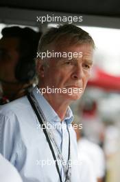 22.07.2006 Nurnberg, Germany,  Max Mosley (GBR), President of the Fédération Internationale de l'Automobile (FIA), watched DTM qualifying from the Mercedes-Benz pitwall booth - DTM 2006 at Norisring (Deutsche Tourenwagen Masters)