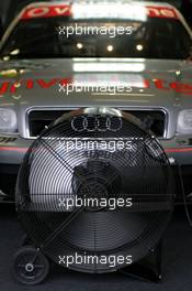 18.08.2006 Nürburg, Germany,  fan cooling the car of Nicolas Kiesa - ex. F1 Driver, Audi Futurecom TME, (Team Midland,) Audi A4 DTM - DTM 2006 at Nürburgring (Deutsche Tourenwagen Masters)