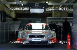 14.10.2006 Le Mans, France,  Instead of yesterday, today the correct name of Thed Björk (SWE), Team Midland, Audi A4 DTM is presented on the car and the pitbox lighting. - DTM 2006 at Le Mans Bugatti Circuit, France (Deutsche Tourenwagen Masters)