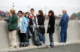 14.10.2006 Le Mans, France,  Quite a few places where trackmarshals are suposed to work grew out to a popular hanging out place for free entrance to their friends and family.... - DTM 2006 at Le Mans Bugatti Circuit, France (Deutsche Tourenwagen Masters)