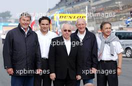 15.10.2006 Le Mans, France,  Group picture of the ITR management team from left to right: Walter Mertes, Hans-Jurgen Abt, Hans Werner Aufrecht, Dr. Thomas Betzler and Jürgen Pippig. - DTM 2006 at Le Mans Bugatti Circuit, France (Deutsche Tourenwagen Masters)