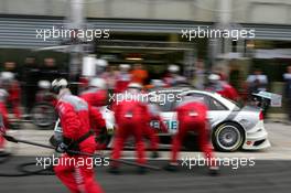 15.10.2006 Le Mans, France,  Tom Kristensen (DNK), Audi Sport Team Abt Sportsline, Audi A4 DTM, coming in for a pitstop - DTM 2006 at Le Mans Bugatti Circuit, France (Deutsche Tourenwagen Masters)