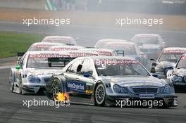 15.10.2006 Le Mans, France,  Start of the race, with Bruno Spengler (CDN), AMG-Mercedes, AMG-Mercedes C-Klasse, leading - DTM 2006 at Le Mans Bugatti Circuit, France (Deutsche Tourenwagen Masters)