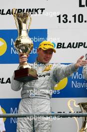 15.10.2006 Le Mans, France,  Podium, Mika Häkkinen (FIN), AMG-Mercedes, Portrait (2nd) - DTM 2006 at Le Mans Bugatti Circuit, France (Deutsche Tourenwagen Masters)