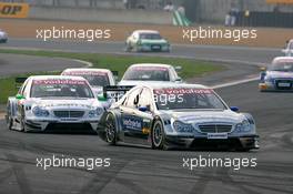 15.10.2006 Le Mans, France,  Bruno Spengler (CDN), AMG-Mercedes, AMG-Mercedes C-Klasse, leading the race - DTM 2006 at Le Mans Bugatti Circuit, France (Deutsche Tourenwagen Masters)