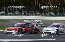 29.10.2006 Hockenheim, Germany,  Many times during the race Vanina Ickx (BEL), Team Midland, Audi A4 DTM and Mathias Lauda (AUT), Persson Motorsport AMG-Mercedes, AMG-Mercedes C-Klasse tried to pass eachother at the Spitzkehre. Here a sequence of their close fighting. - DTM 2006 at Hockenheimring (Deutsche Tourenwagen Masters)