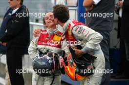 29.10.2006 Hockenheim, Germany,  Timo Scheider (GER), Audi Sport Team Rosberg, kissing Vanina Ickx (BEL), Team Midland - DTM 2006 at Hockenheimring (Deutsche Tourenwagen Masters)