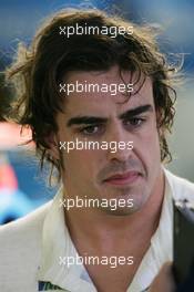 31.03.2006 Melbourne, Australia,  Fernando Alonso (ESP), Renault F1 Team - Formula 1 World Championship, Rd 3, Australian Grand Prix, Friday Practice