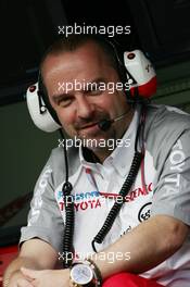 31.03.2006 Melbourne, Australia,  Mike Gascoyne (GBR), Toyota Racing, Technical Director - Formula 1 World Championship, Rd 3, Australian Grand Prix, Friday Practice