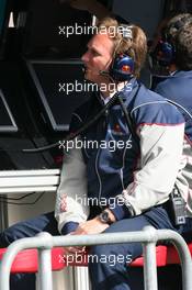 31.03.2006 Melbourne, Australia,  Christian Horner (GBR), Red Bull Racing, Sporting Director - Formula 1 World Championship, Rd 3, Australian Grand Prix, Friday Practice