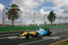 01.04.2006 Melbourne, Australia,  Fernando Alonso (ESP), Renault F1 Team, R26 - Formula 1 World Championship, Rd 3, Australian Grand Prix, Saturday Practice
