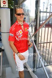 30.03.2006 Melbourne, Australia,  Michael Schumacher (GER), Scuderia Ferrari - Formula 1 World Championship, Rd 3, Australian Grand Prix, Thursday