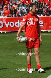 29.03.2006 Melbourne, Australia,  Michael Schumacher (GER), Scuderia Ferrari in the Vodafone Rugby 7s Challenge - Formula 1 World Championship, Rd 3, Australian Grand Prix, Wednesday