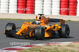 23.01.2006 Barcelona, Spain,  Pedro de la Rosa (ESP), Test Driver, McLaren Mercedes, In the new Mclaren MP4-21 - Formula One Testing, Circuit de Catalunya