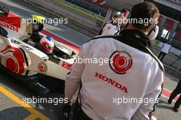 26.01.2006 Barcelona, Spain,  Rubens Barrichello (BRA), Honda Racing F1 Team, The New Honda Racing RA106 - Formula One Testing, Circuit de Catalunya