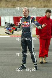 24.01.2006 Barcelona, Spain,  Robert Doornbos (NED), Test Driver, Red Bull Racing, stops on circuit - Formula One Testing, Circuit de Catalunya