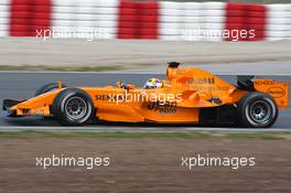 24.01.2006 Barcelona, Spain,  Juan-Pablo Montoya (COL), McLaren Mercedes, in the new MP4-21 - Formula One Testing, Circuit de Catalunya