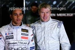 30.11.2006 Barcelona, Spain,  Mika Hakkinen (FIN), Test Driver, McLaren Mercedes  with Lewis Hamilton (GBR), McLaren Mercedes - Formula One Testing, Circuit de Catalunya