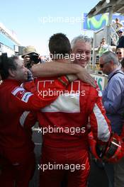 22.10.2006 Sao Paulo, Brazil,  Michael Schumacher (GER), Scuderia Ferrari and Pat Symonds (GBR), Renault F1 Team, Chief of development, Engineering Director  - Formula 1 World Championship, Rd 18, Brazilian Grand Prix, Sunday Podium