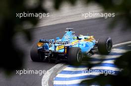 21.10.2006 Sao Paulo, Brazil,  Giancarlo Fisichella (ITA), Renault F1 Team, R26 - Formula 1 World Championship, Rd 18, Brazilian Grand Prix, Saturday Practice