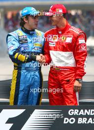 22.10.2006 Sao Paulo, Brazil,  Fernando Alonso (ESP), Renault F1 Team and Michael Schumacher (GER), Scuderia Ferrari - Formula 1 World Championship, Rd 18, Brazilian Grand Prix, Sunday