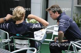 23.06.2006 Montreal, Canada,  Nico Rosberg (GER), WilliamsF1 Team with Sam Michael (AUS), WilliamsF1 Team, Technical director - Formula 1 World Championship, Rd 9, Canadian Grand Prix, Friday