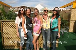 23.06.2006 Montreal, Canada,  Girls in the paddock - Formula 1 World Championship, Rd 9, Canadian Grand Prix, Friday