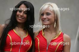 22.06.2006 Montreal, Canada,  Girls in the paddock - Formula 1 World Championship, Rd 9, Canadian Grand Prix, Thursday