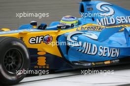 29.09.2006 Shanghai, China,  Giancarlo Fisichella (ITA), Renault F1 Team - Formula 1 World Championship, Rd 16, Chinese Grand Prix, Friday Practice